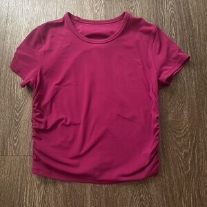 Lululemon like new magenta top